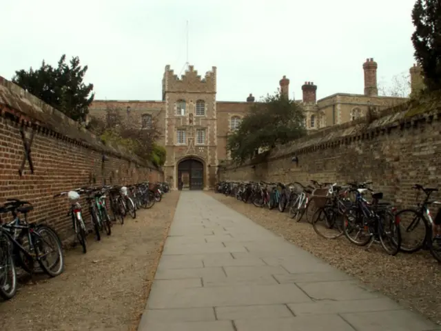 Gatehouse at Jesus College, Cambridge