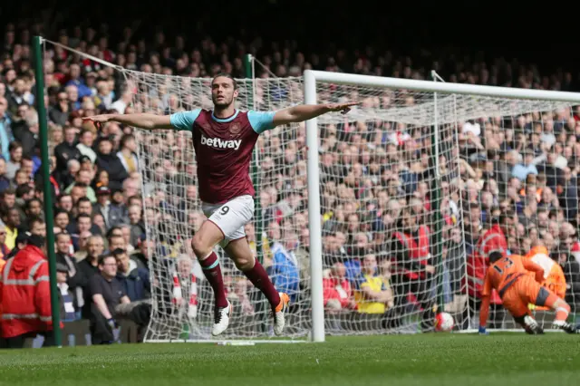 Andy Carroll celebrate