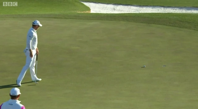 Danny Willett misses the birdie putt