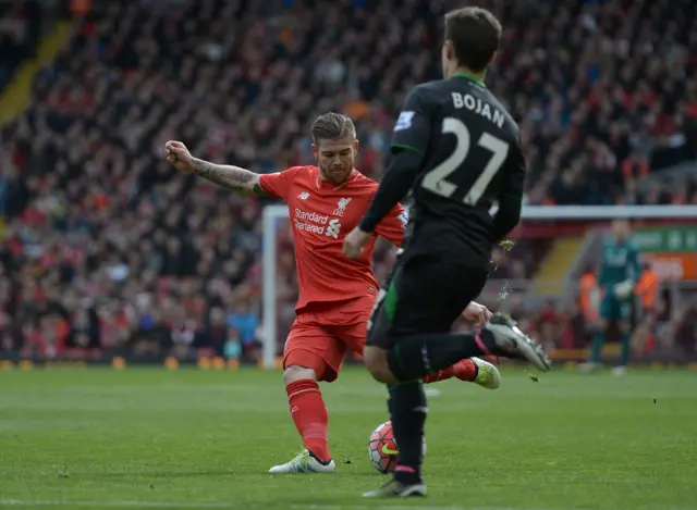 Alberto Moreno scores for Liverpool