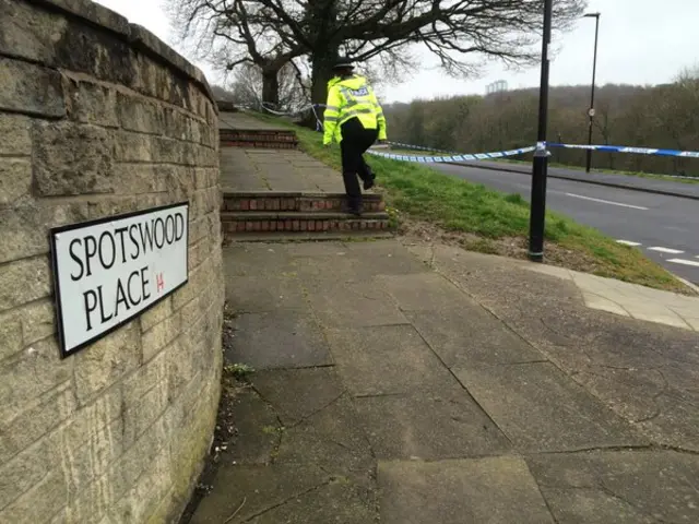 Road sign for Spotswood Close