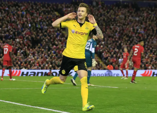 Marco Reus celebrates