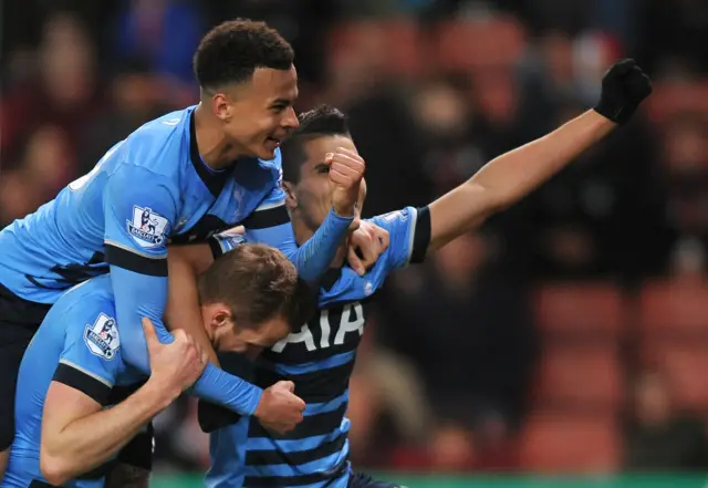 Spurs celebrating