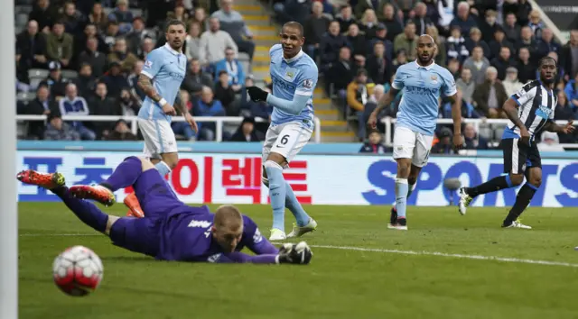 Vurnon Anita equalises for Newcastle