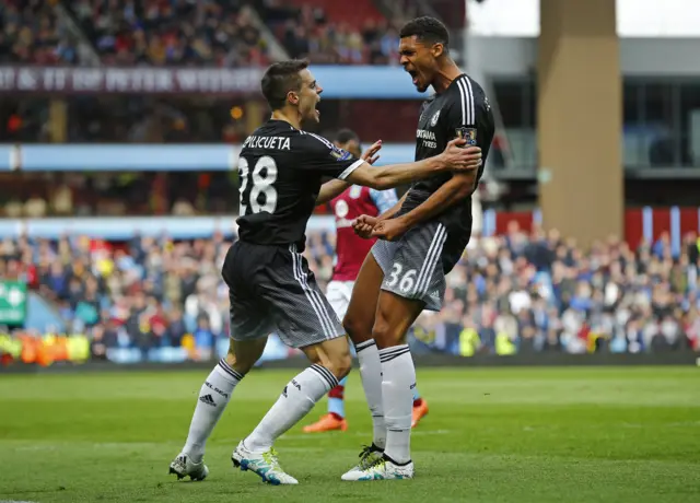 Ruben Loftus Cheek celebrates