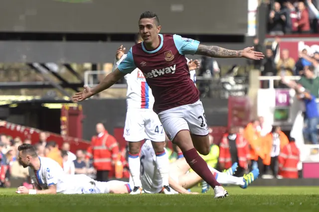 Manuel Lanzini