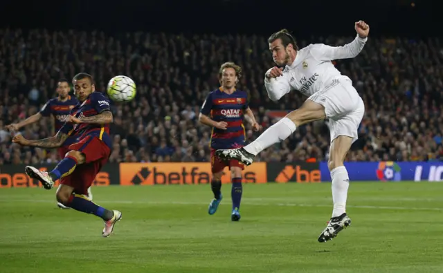 Gareth Bale shoots