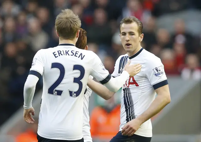 Harry Kane celebrates