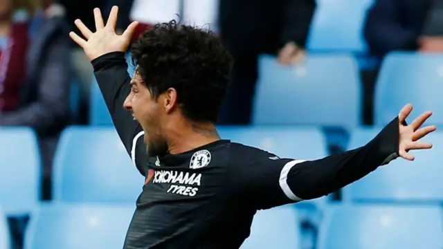 Pato celebrates