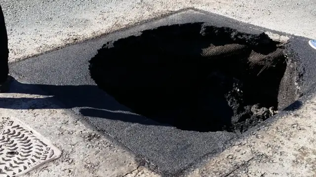 Pothole