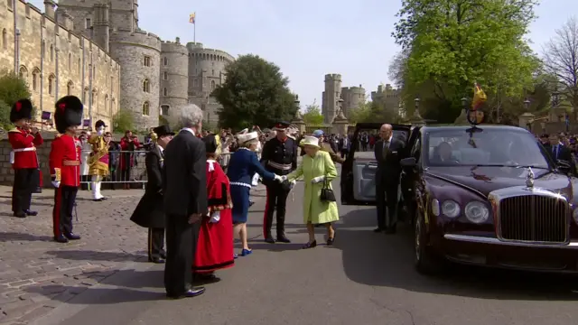 Queen arrives