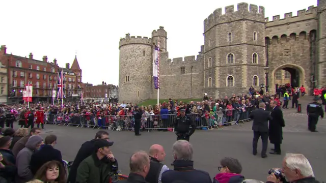 Crowds by Windsor Castle