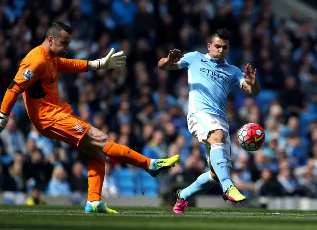 Shay Given and Sergio Aguero