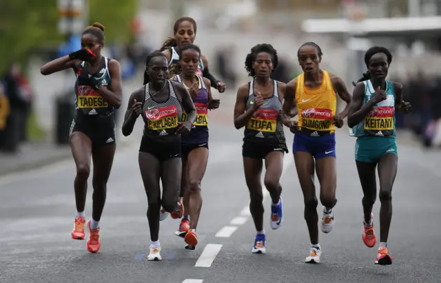 Mary Keitany and Florence Kiplagat in action