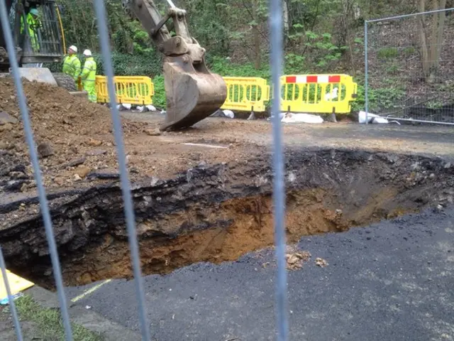 Excavators at Sheffield sink hole