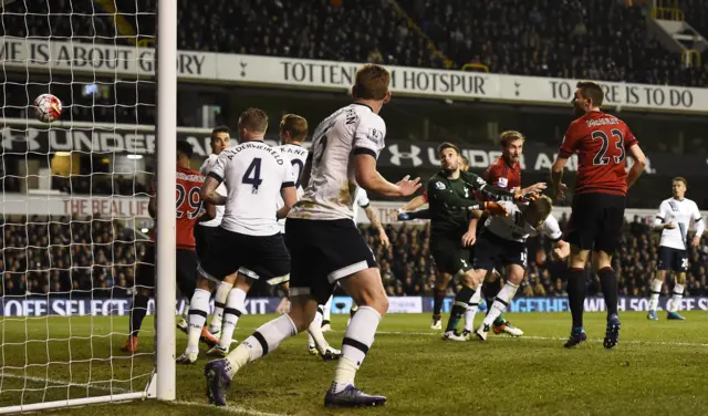 Craig Dawson equaliser for West Brom v Spurs