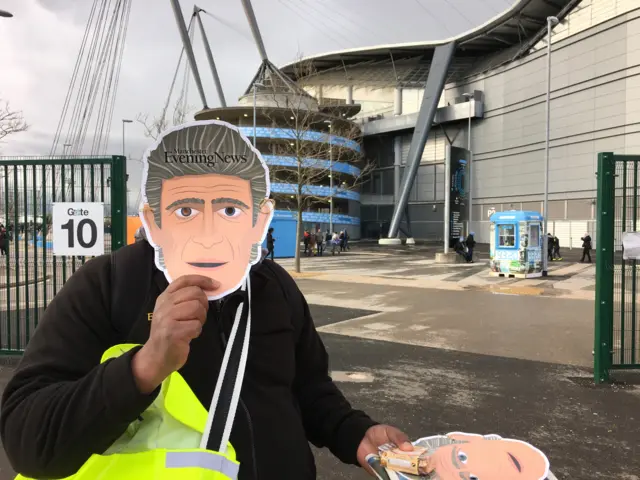 Manuel Pellegrini mask