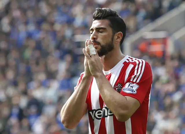 Graziano Pelle looks dejected