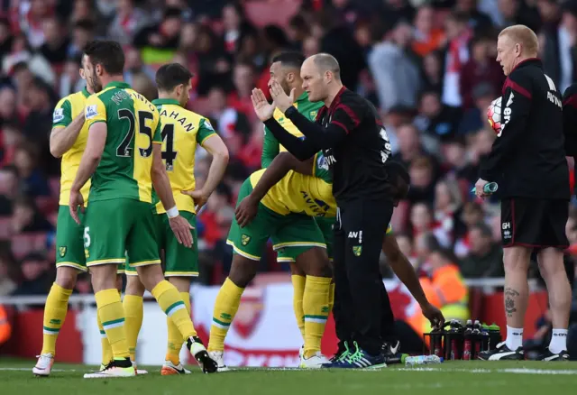 Alex Neil talks to his players