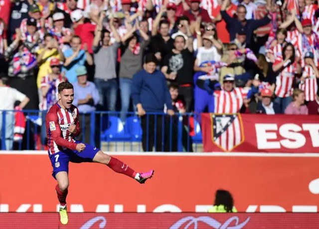 Antoine Griezmann celebrates