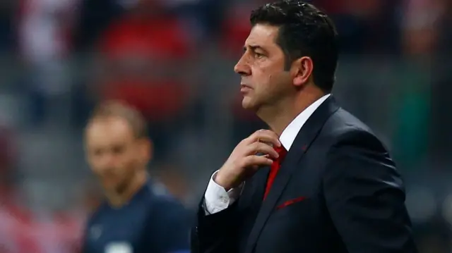 Benfica"s coach Rui Vitoria