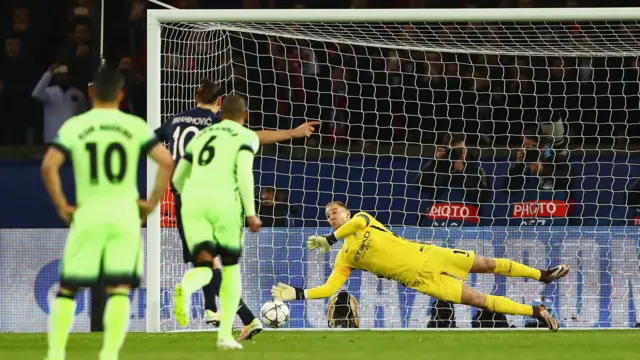 Joe Hart saves