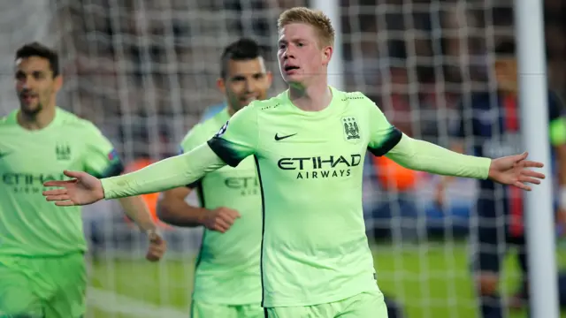 Kevin De Bruyne celebrates