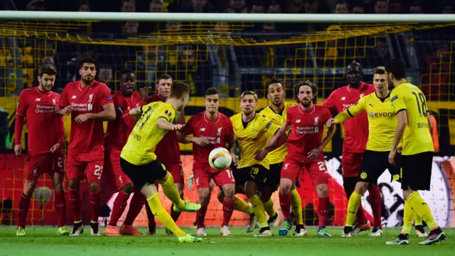 Marco Reus hits a free kick