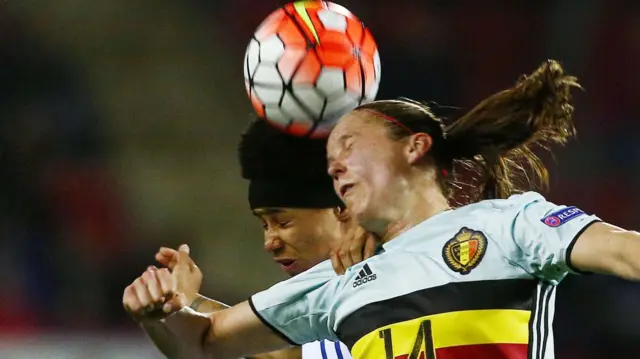 Demi Stokes competes with Belgium's Lene Onzia