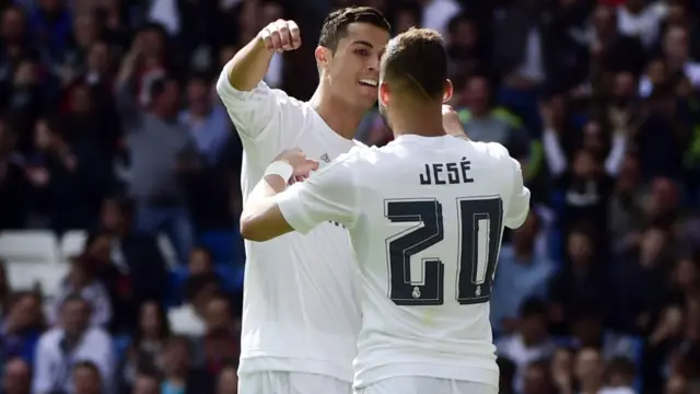 Jese celebrates