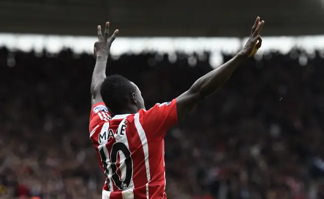 Sadio Mane celebrates