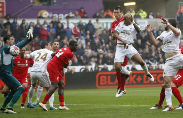 Andre Ayew scores