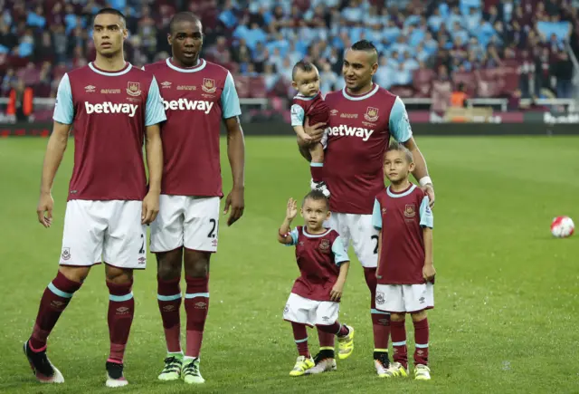 Dimitri Payet and his children