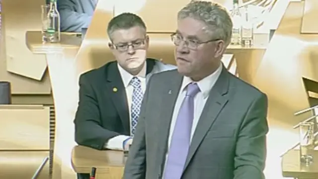 SNP MSP Kenneth Gibson in the chamber last session