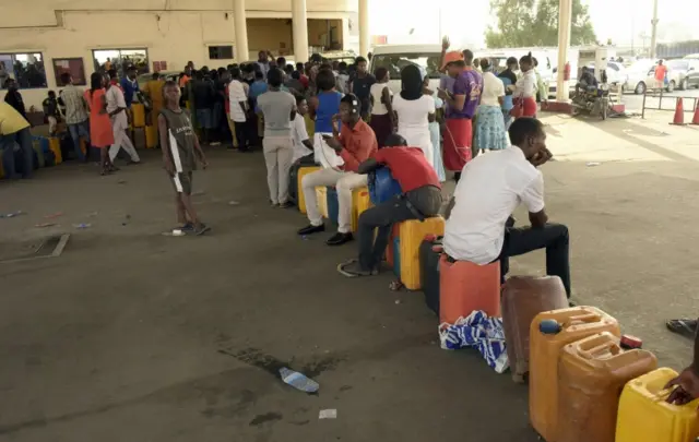 People queuing for petrol in Lagos