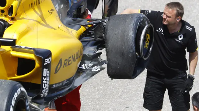 Jolyon Palmer's tyre