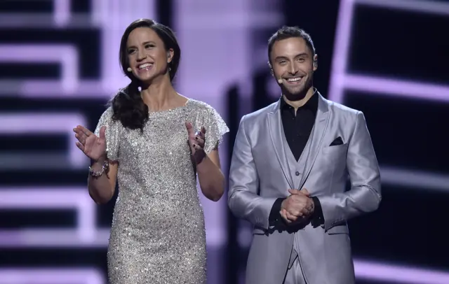 Petra Mede and Mans Selmerlow