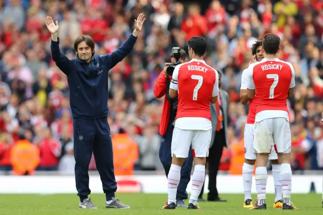 Tomas Rosicky was given an emotional reception at the Emirates today