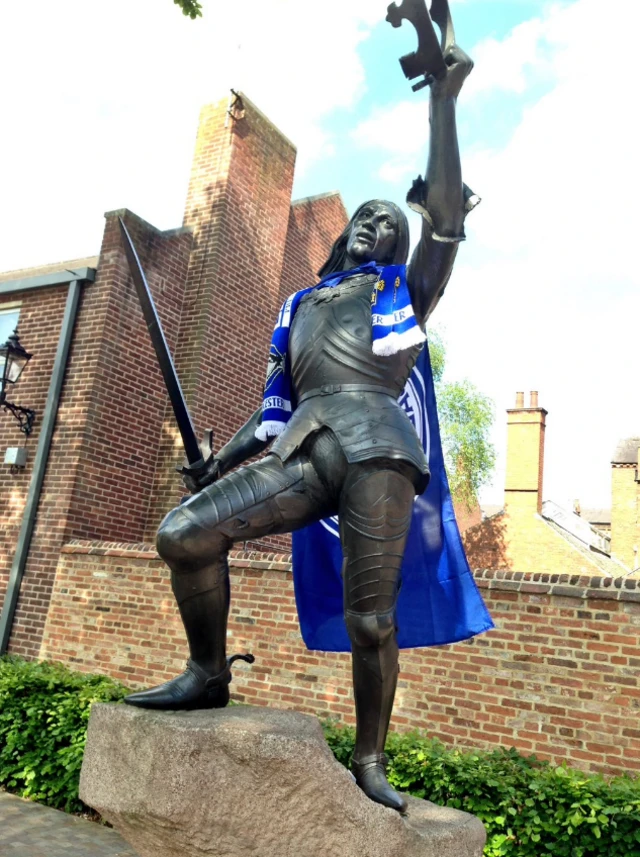 Richard III statue