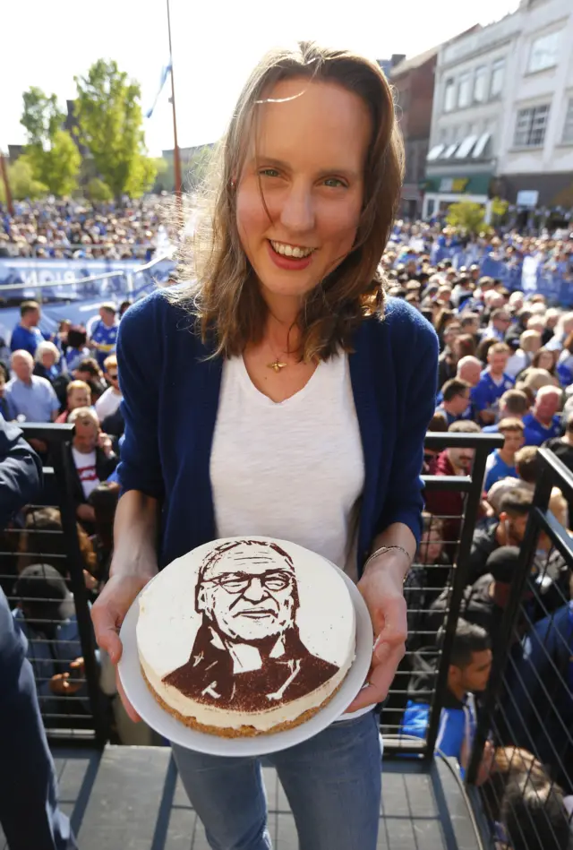 Claudio Ranieri cake