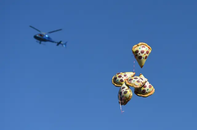 Pizza balloons