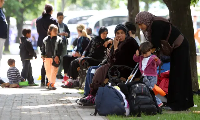 Migrants on their way to European Union countries, passing through Belgrade, Serbia, 09 May 2016.