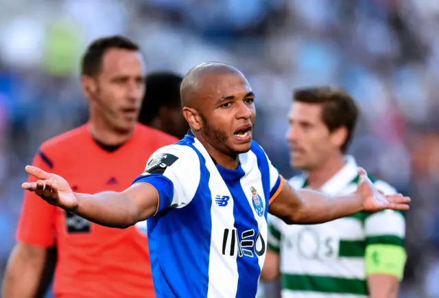 Yacine Brahimi