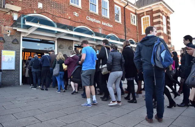 Queuing passengers