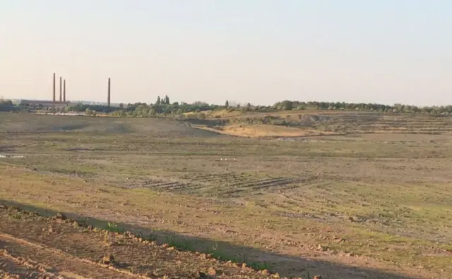 Rookery Pit in Stewartby