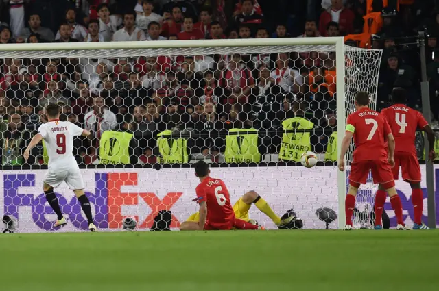 Kevin Gameiro scores for Sevilla