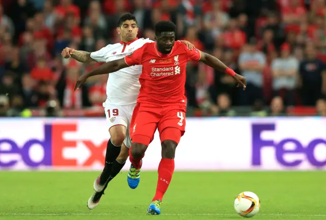 Kolo Toure and Ever Banega