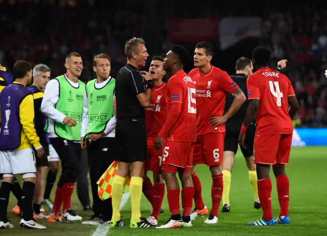 Liverpool protest to the referee