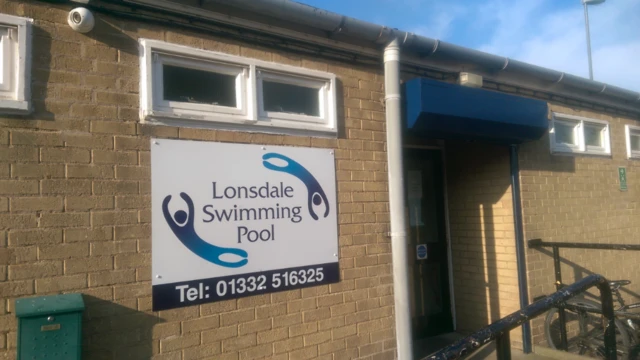 Lonsdale Swimming Pool