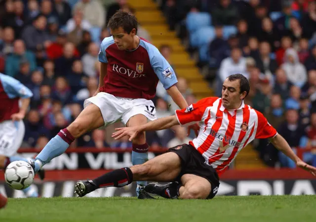 Lee Hendrie is tackled by Gavin McCann